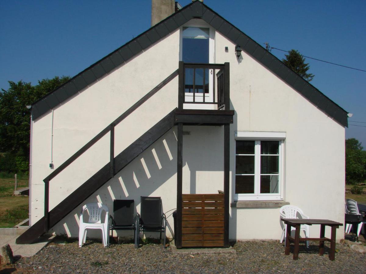 La Blanche Roche Bed & Breakfast Sourdeval Bagian luar foto