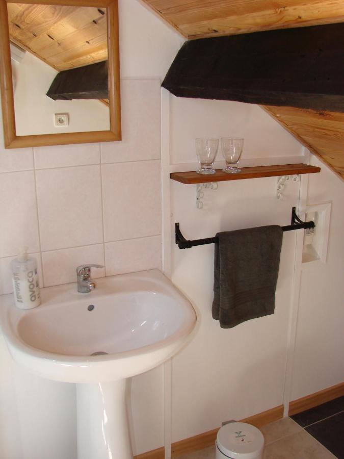 La Blanche Roche Bed & Breakfast Sourdeval Bagian luar foto
