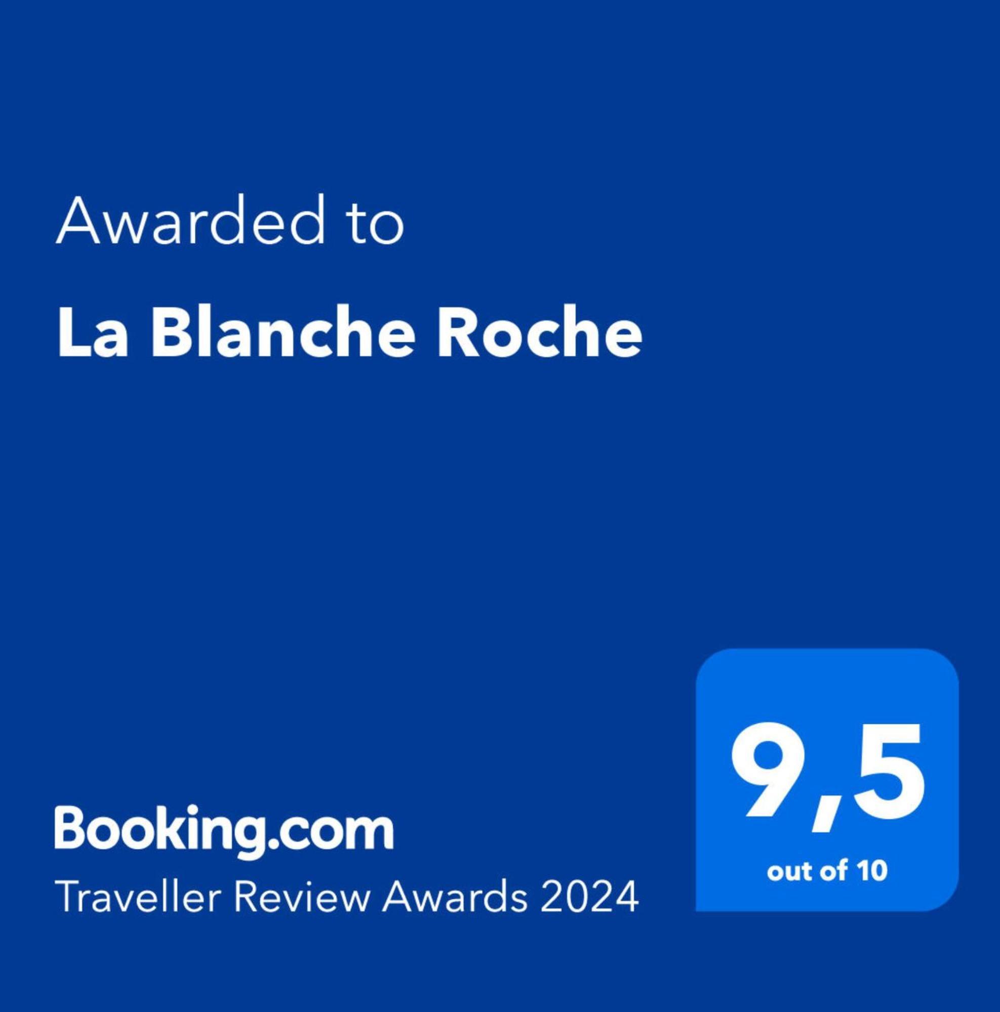 La Blanche Roche Bed & Breakfast Sourdeval Bagian luar foto